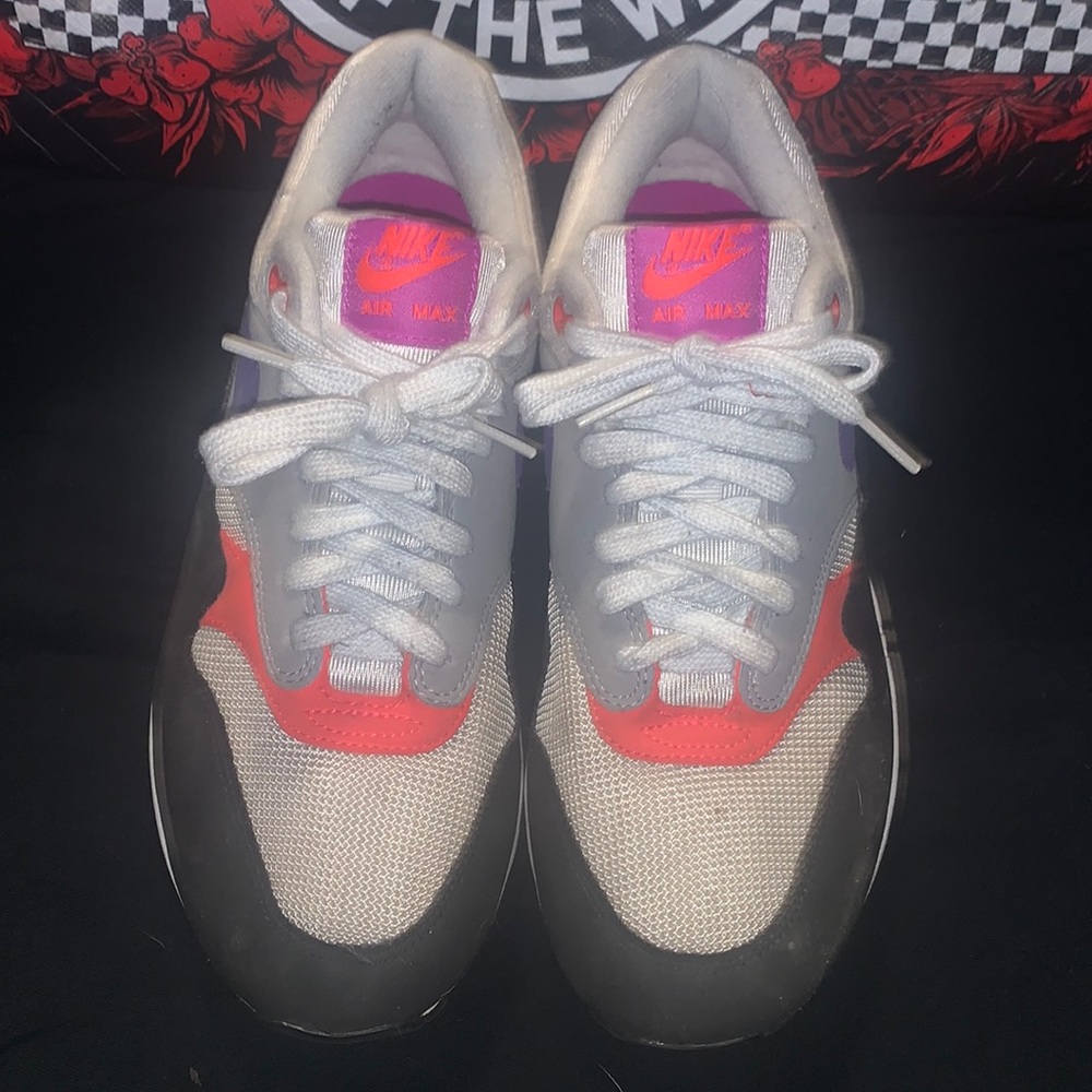 Nike Air Max- only worn twice like new